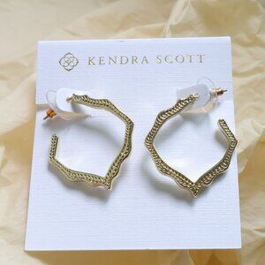 Kendra Scott Miku Hoop Earrings in Gold